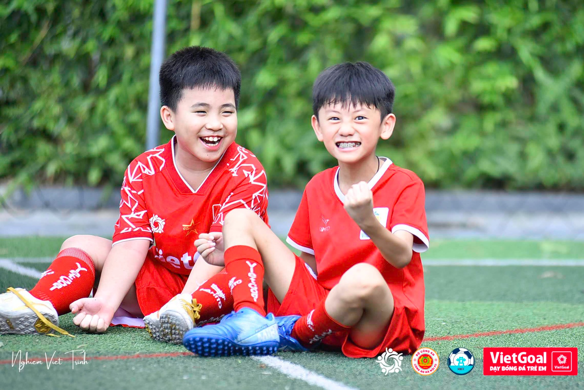 Đăng Ký Lớp Bóng Đá Cho Trẻ: Đầu Tư Nhỏ Nhưng Giá Trị Lớn