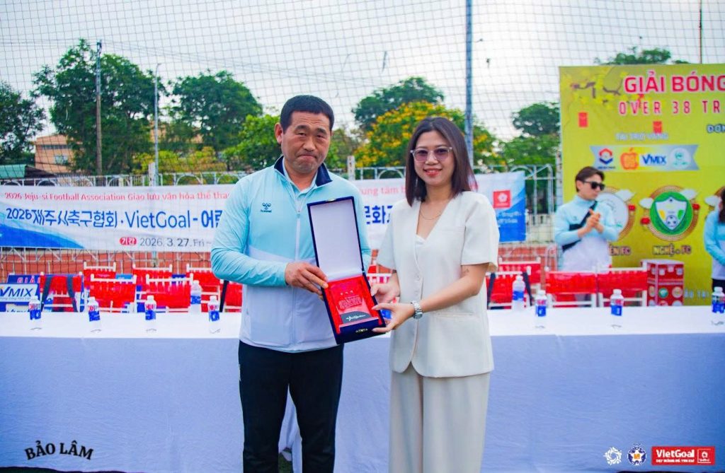 CẦU THỦ VIETGOAL ĐẠI DIỆN VIỆT NAM GIAO HỮU VỚI CẦU THỦ NHÍ HÀN QUỐC TẠI ĐÀ NẴNG