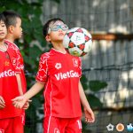 VietGoal Trung Hòa - Sân Phúc Thanh - Chiều 23.5.2026: CẦU THỦ NHÍ HÀO HỨNG TẬP ĐÁNH ĐẦU VÀ ĐỠ BÓNG BẰNG NGỰC